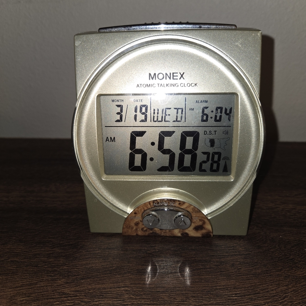 Monex Silver Talking Atomic Clock EUC